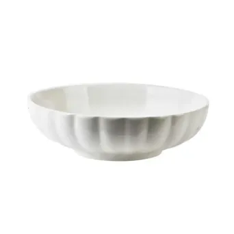 Salaterka z porcelany 17,5 falbanka